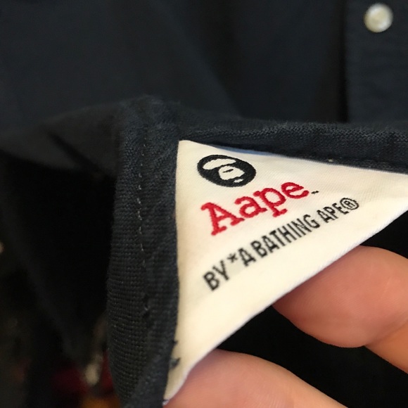 Aape button up size medium - Picture 13 of 15